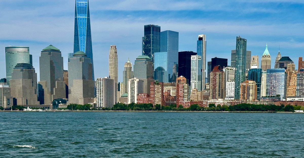 Newark Airport to NYC and Manhattan: Costs and Options 2026